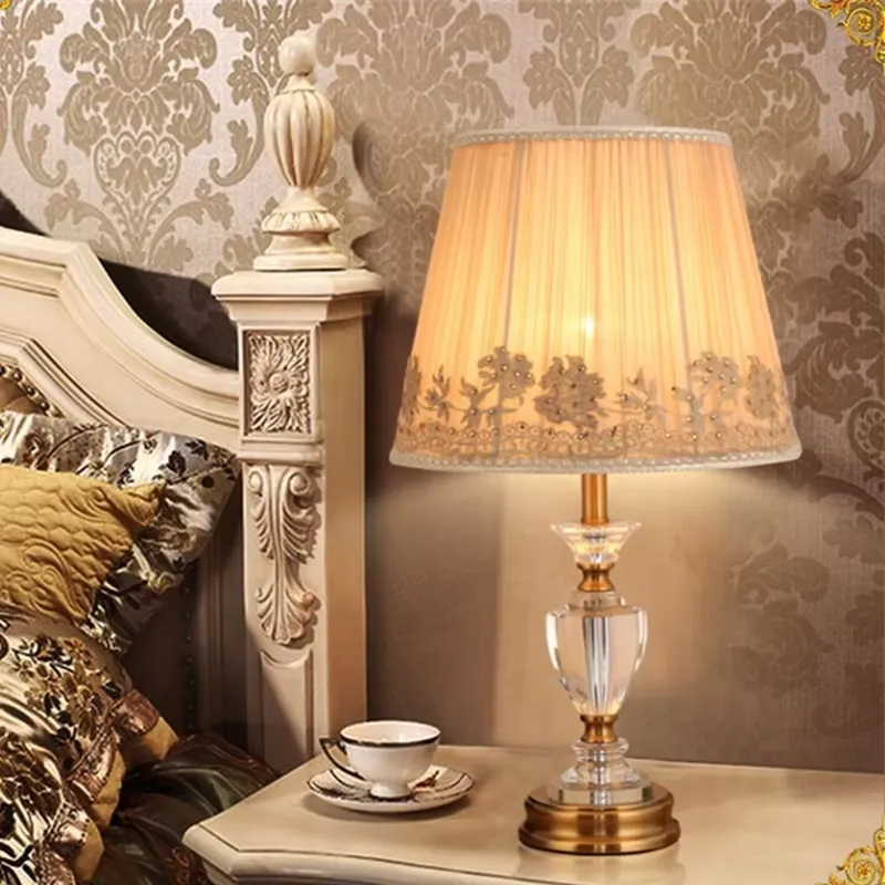 Lampada da Tavolo LED in Crist - Light Switch recensione e prezzo